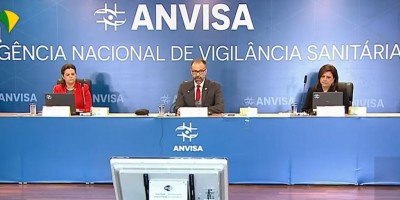 Anvisa aprova por unanimidade uso emergencial das vacinas CoronaVac e de Oxford
