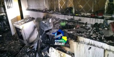 Homem incendeia casa de ex-mulher em Ji-Paraná