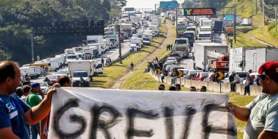 Caminhoneiros prometem greve hoje, mas paralisação não é consenso e estradas...