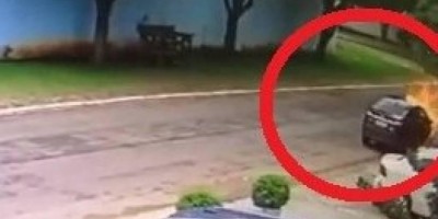 Vídeo mostra pessoa ateando fogo em carro em Vilhena; Polícia tenta saber quem é