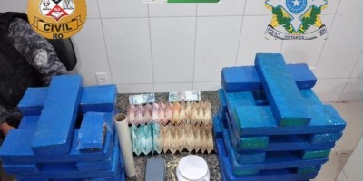 Ação conjunta da Polícia Militar e Polícia Civil resultou na apreensão de 32 kg de...
