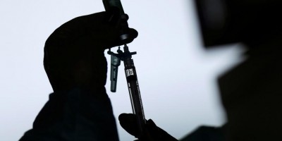 Governo de RO tenta adquirir 1 milhão de doses de vacina Covid, mas diz que compra foi...