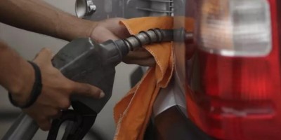 Petrobras reduz preço de gasolina e diesel nas refinarias a partir de quinta-feira (25)