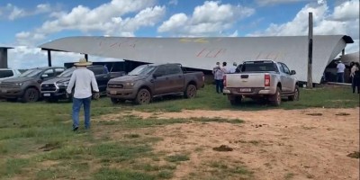 Chupinguaia: Fazenda é invadida por 'sem terras', que queimaram curral e ameaçam...