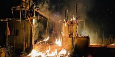 Após discussão com membros de facção, homem tem residência destruída por incêndio