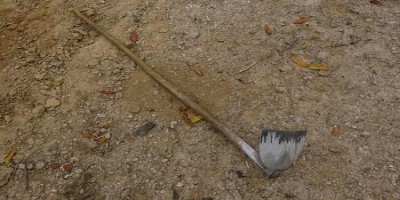 Homem é atacado com golpes de enxada pelo ex-genro