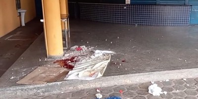 Homem fica em estado grave ao ser atacado a pedrada