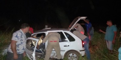 Acidente na RO-479, próximo ao aeroporto de Rolim de Moura, deixa uma pessoa ferida