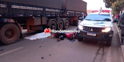 Após colidir moto contra viatura da PM e mulher morrer atropelada por carreta, PM prende...
