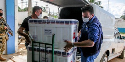 Rondônia recebe novo lote com quase 29 mil doses da vacina AstraZeneca contra covid-19
