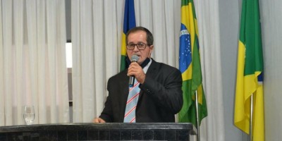 ROLIM DE MOURA: Moradores de rua podem ganhar abrigo municipal