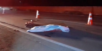 Andarilho morre atropelado por carreta na BR-364 em Porto Velho