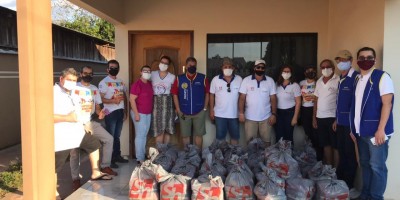 Rotary Club e Rádio Rondônia entregam cestas da campanha São João Solidário em Rolim...