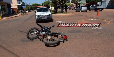 Condutor de moto fica ferido ao atingir carro nesta manhã no bairro Planalto em Rolim de...