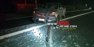 Motorista perde o controle da direção, colide e derruba poste de energia em Alta...