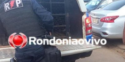 Esposa flagra marido cobiçando outra mulher e leva capacetadas ao questioná-lo
