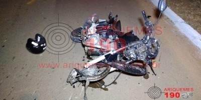 Grave acidente entre motos deixa um morto e outro em estado grave em Ariquemes
