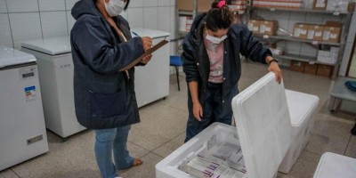 Rondônia recebe remessa de 40,5 mil doses de vacinas contra a covid-19