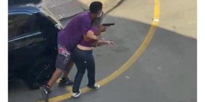 Assaltante é morto pela polícia após tentativa de roubo com reféns no RJ; veja o...
