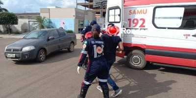 Dupla pede água na porta de casa e tenta matar jovem a tiros