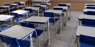 Estado entra na Justiça para forçar professores a retornar às salas de aula na...