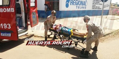 Motociclista é encaminhado a UPA após avançar via preferencial e colidir contra carro...