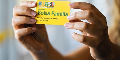Novo Bolsa Família: Bolsonaro entrega medida provisória ao Congresso sobre...