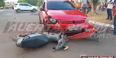 Motociclista sofre fratura exposta na perna após ser atingido por carro em Rolim de Moura