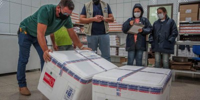 Rondônia recebe 13.200 doses da vacina CoronaVac para imunização contra a covid-19