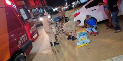 Rapaz de 21 anos escapa da morte após ser atacado a tiros; apenas um dos disparos o...