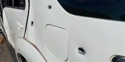 Automóvel é crivado de balas durante atentado a tiros em Porto Velho