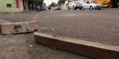 Homem é atacado a pauladas e socorrido em estado grave
