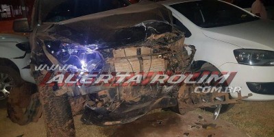 Condutor de caminhonete avança via preferencia e colide em outros 04 veículos em Rolim...