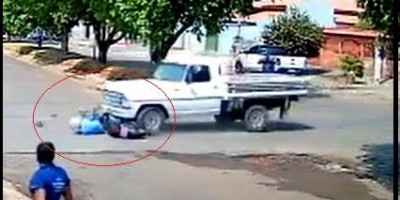Cacoal: Motociclista sai ileso após ser arrastado por mais de dez metros por...
