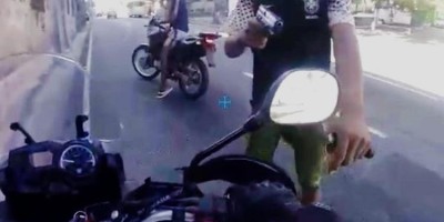 Assaltantes tentam matar jovem a tiro durante roubo de motocicleta