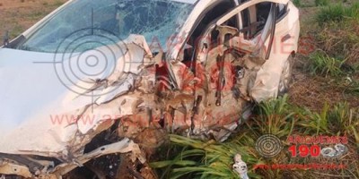 Criança de 2 anos é intubada em estado grave após colisão entre carro e carreta em...