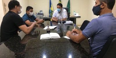 Prefeito Aldo Júlio busca parceria com Detran para melhoria da sinalização de...