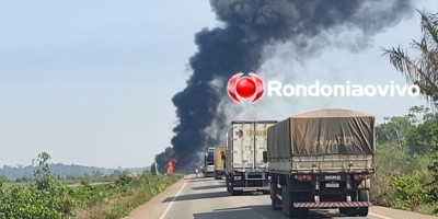 Caminhão-tanque pega fogo na BR-364 após motorista evitar colisão frontal próximo a...