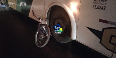Grave acidente entre ônibus e ciclista é registrado na saída de Presidente Médici