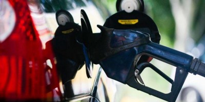 Não para de subir: Petrobras aplica novo reajuste no preço da gasolina e diesel a...