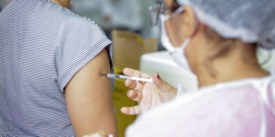 Covid-19: Governo de RO diz que população que tomaram 2ª dose há mais de 180 dias...