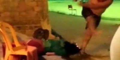 Após assistir jogo na TV, homem espanca mulher no meio da rua
