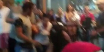 Mulheres brigam em conveniência de posto por causa de cerveja derramada