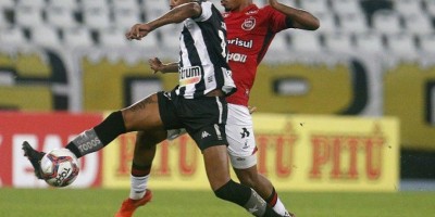 Botafogo vence Brasil-RS e garante bicampeonato da Série B 