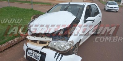 Colisão entre dois carros foi registrada nesta manhã de sábado em Rolim de Moura