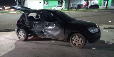 Bebê é arremessado de carro em acidente provocado por pai bêbado, em Porto Velho