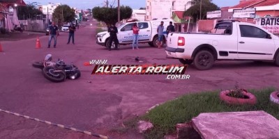 Colisão entre carro e moto deixa uma pessoa ferida em Rolim de Moura