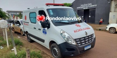 Ambulância da prefeitura de Nova Mamoré é flagrada 'recheada' de drogas na BR-364