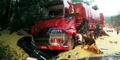Acidente entre duas carretas é registrado na BR-364 entre Vilhena e distrito de...