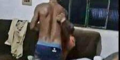 Filho chega em casa bêbado e tenta matar o pai a facadas